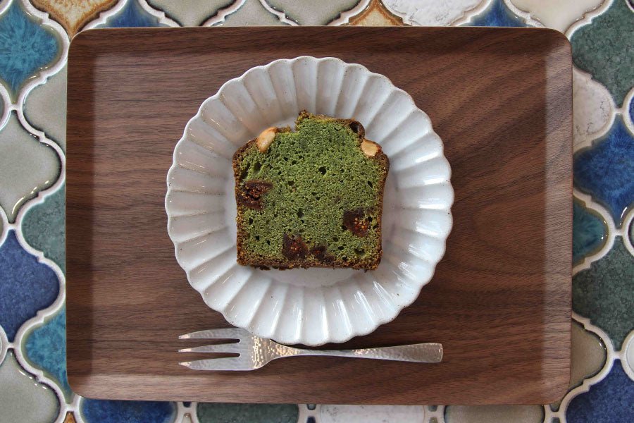 HOME MADE Mactha cake with dried fruits ー By Maruni Confectionery - MATCHA STAND MARUNI