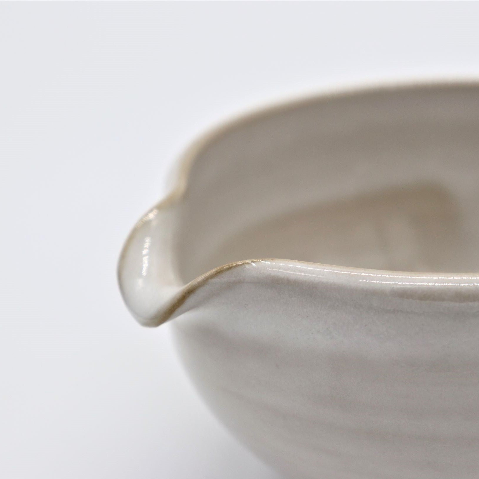 Spout matcha bowl JAPAN TOKONAMEWARE 片口碗 常滑焼 - MATCHA STAND MARUNI