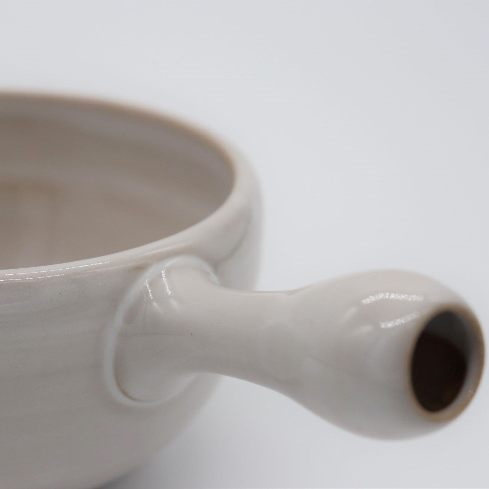 Spout matcha bowl JAPAN TOKONAMEWARE 片口碗 常滑焼 - MATCHA STAND MARUNI