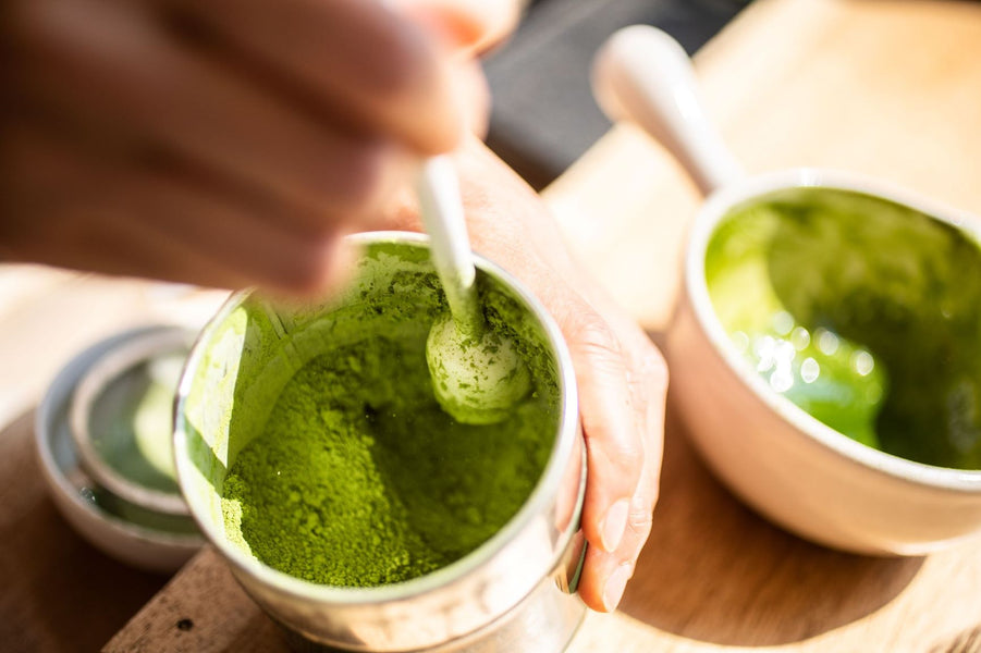 Green tea and matcha are the same tea leaves, aren't they ? An unexpected way of making matcha.